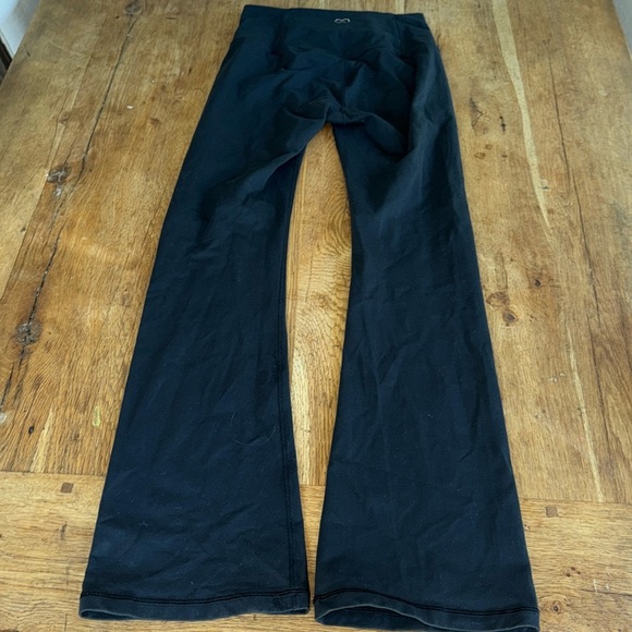 Calia Carrie Underwood Bootcut Leggings - Picture 1 of 5
